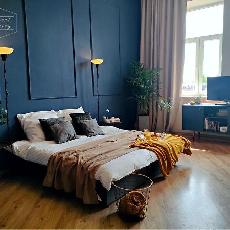Apartament W Kamienicy Przemysl Luaran gambar