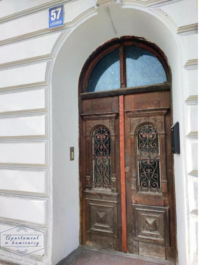 Apartament W Kamienicy Przemysl Luaran gambar